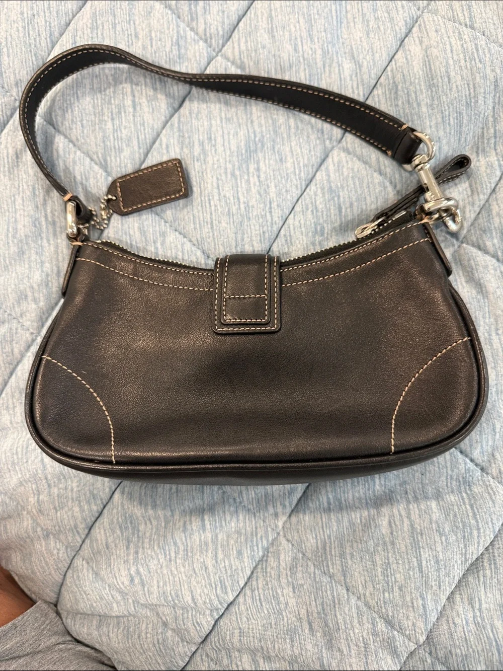 Coach Vintage Y2K Mini Hamptons Black Leather Buckle Demi Bagl